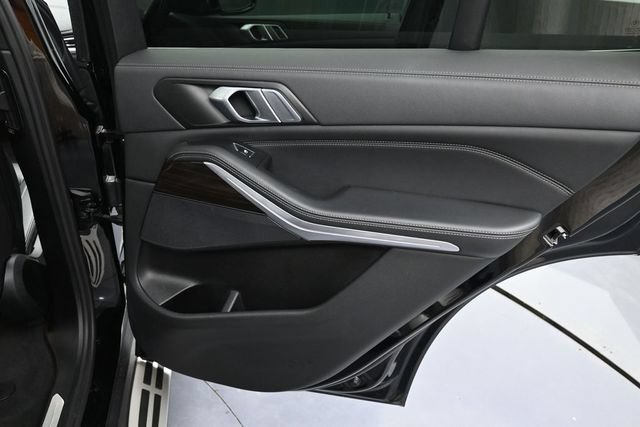 Used 2023 BMW X5 xDrive40i AWD/4WD image 32
