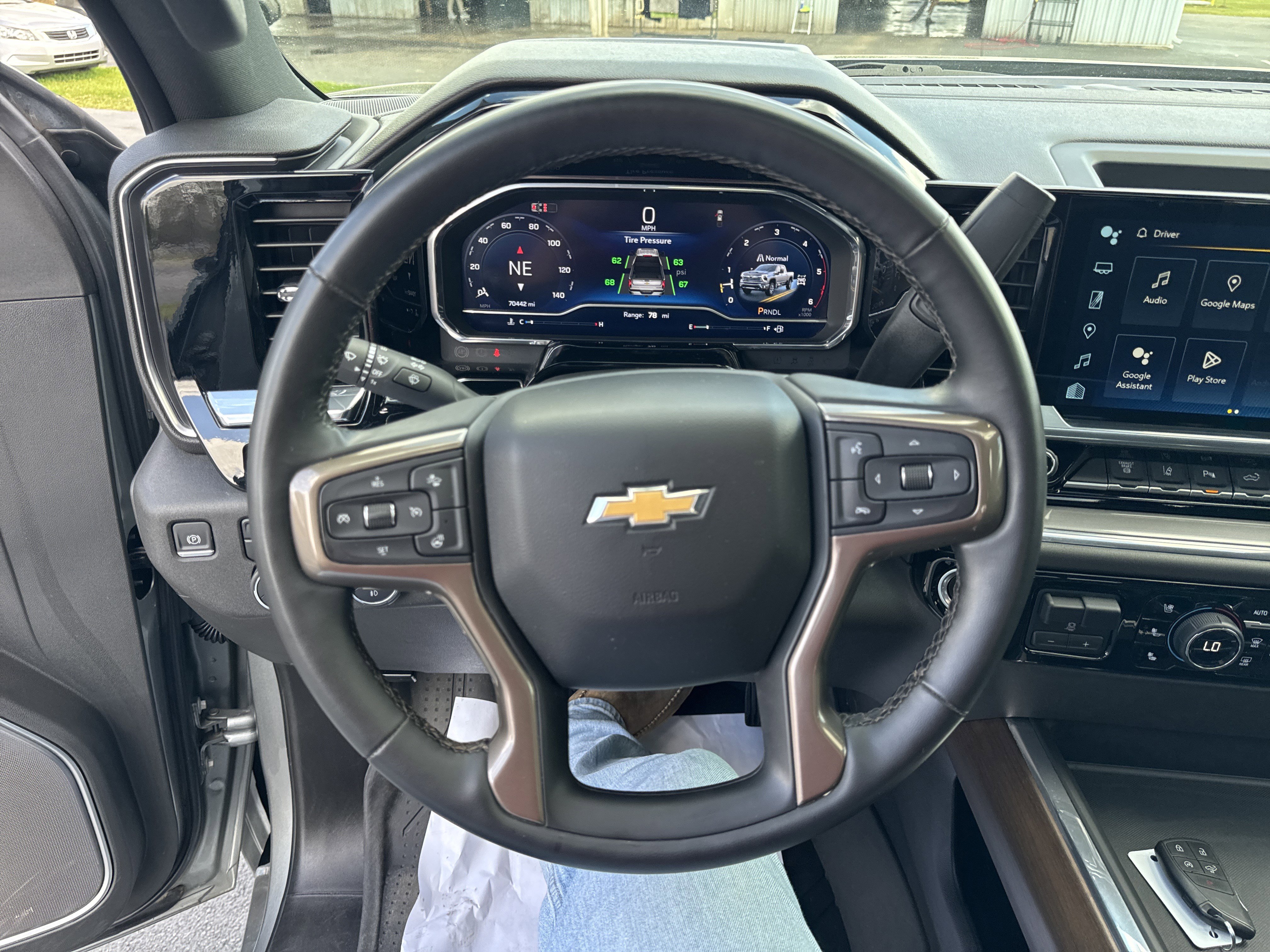 Used 2024 Chevrolet Silverado 3500 High Country w/ High Country Premium Package image 17