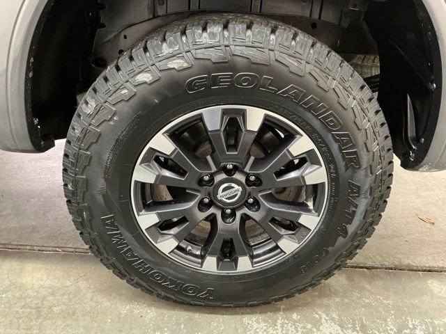 Used 2018 Nissan Titan PRO-4X image 11
