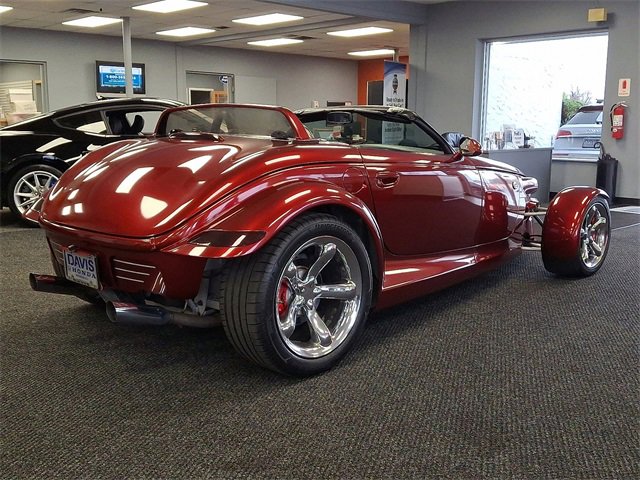 Used 2000 Plymouth Prowler image 6