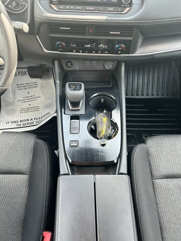 Used 2026 Nissan Rogue SV FWD image 9