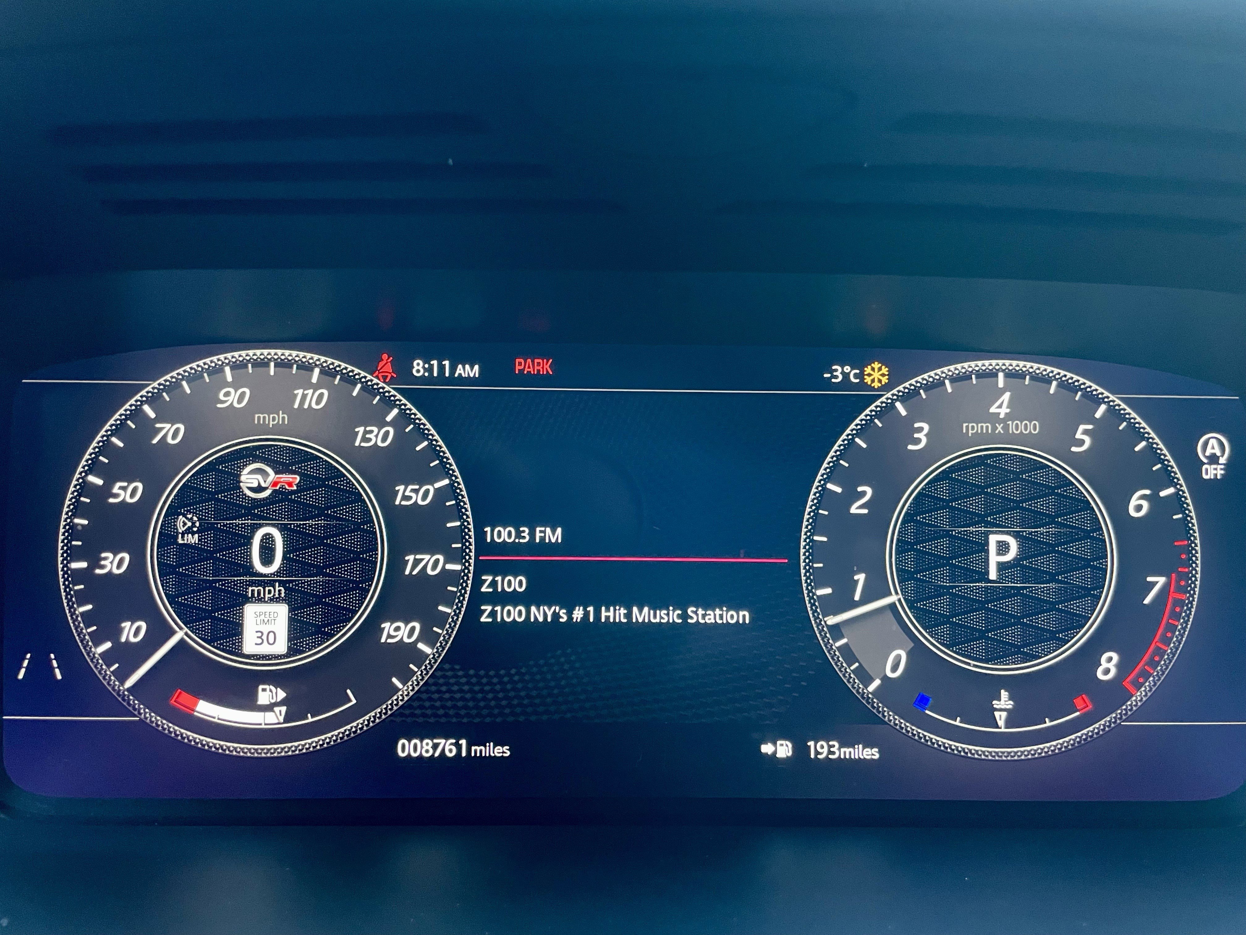 Used 2022 Land Rover Range Rover Sport SVR image 24