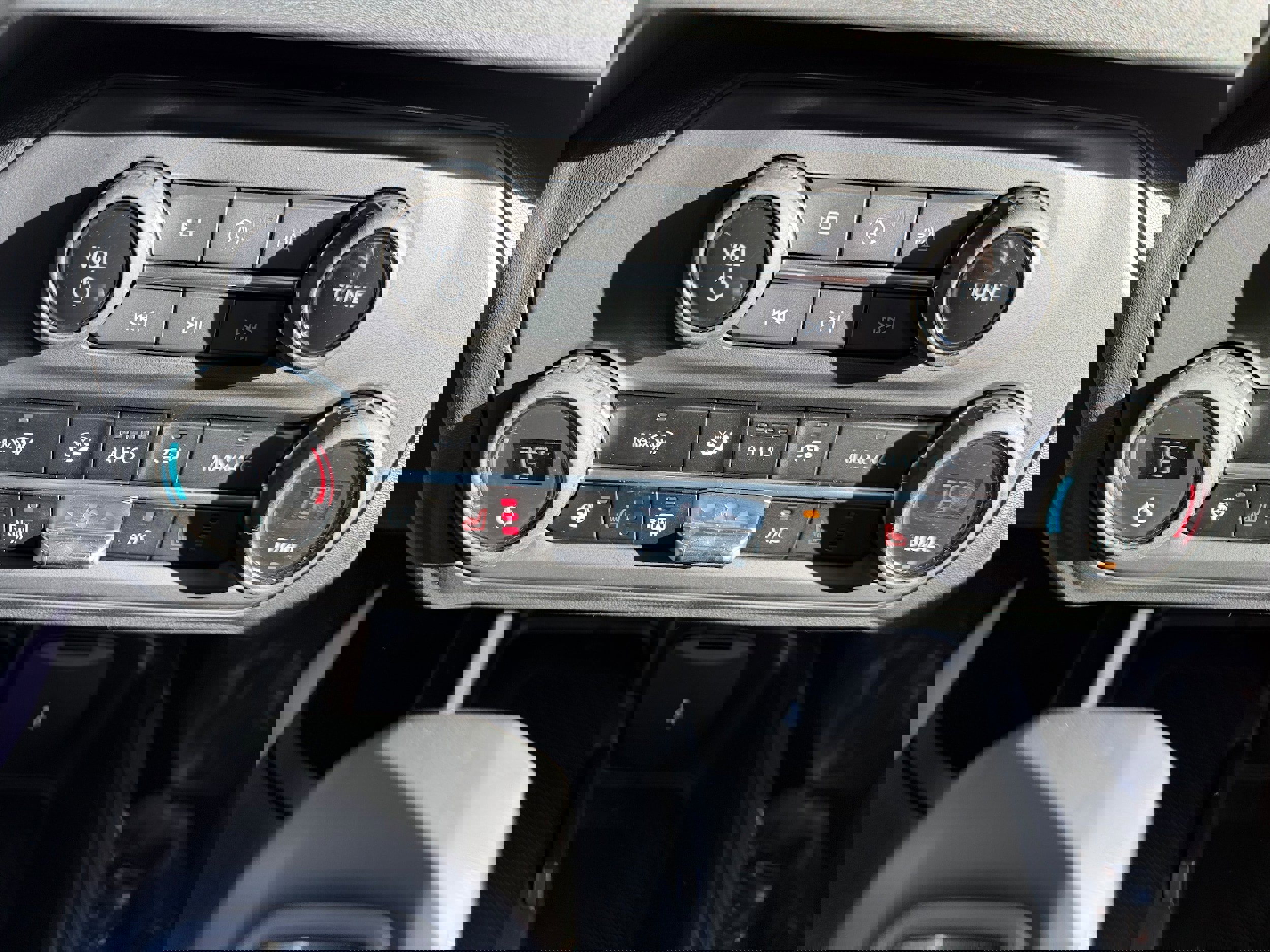 New 2025 Ford Bronco Outer Banks image 18