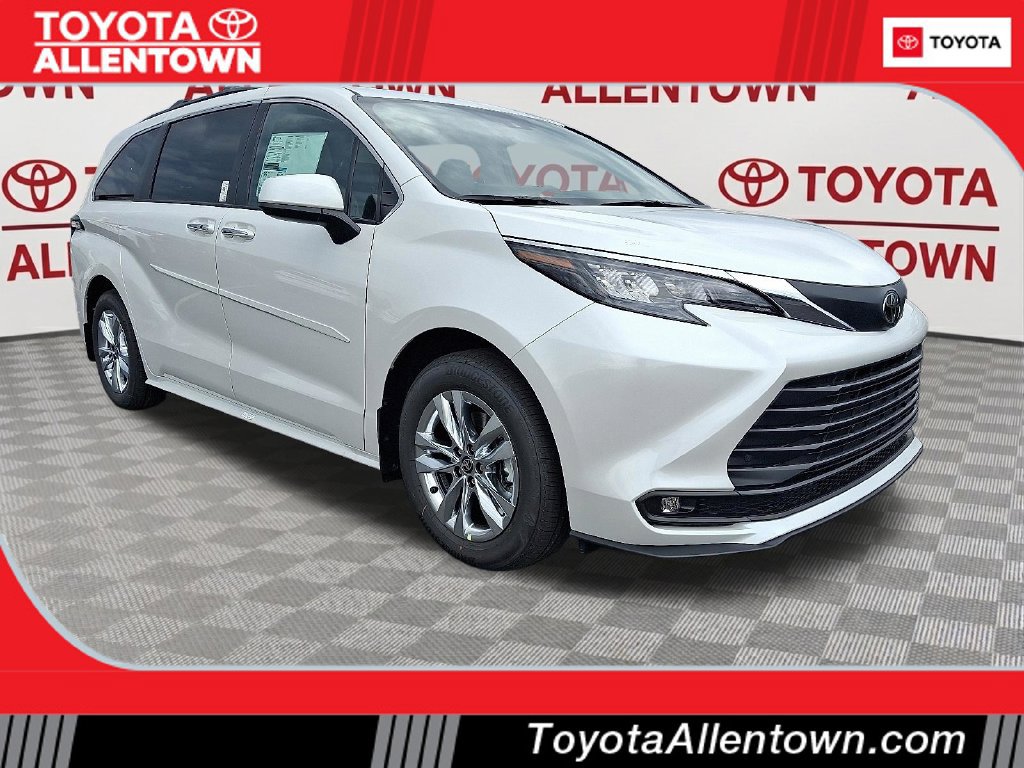 New 2026 Toyota Sienna XLE