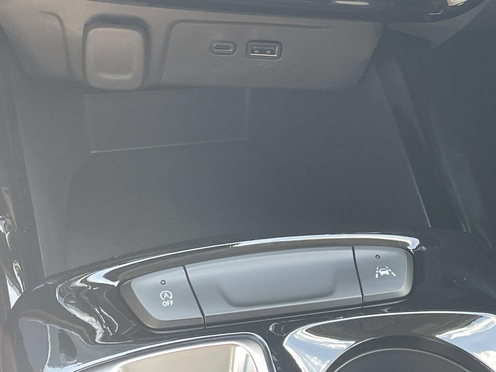 New 2026 Chevrolet Trax ACTIV w/ Driver Confidence Package FWD image 18