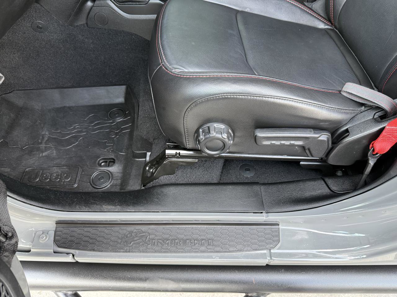 Used 2020 Jeep Wrangler Unlimited Rubicon w/ Quick Order Package 28Y Recon AWD/4WD image 14