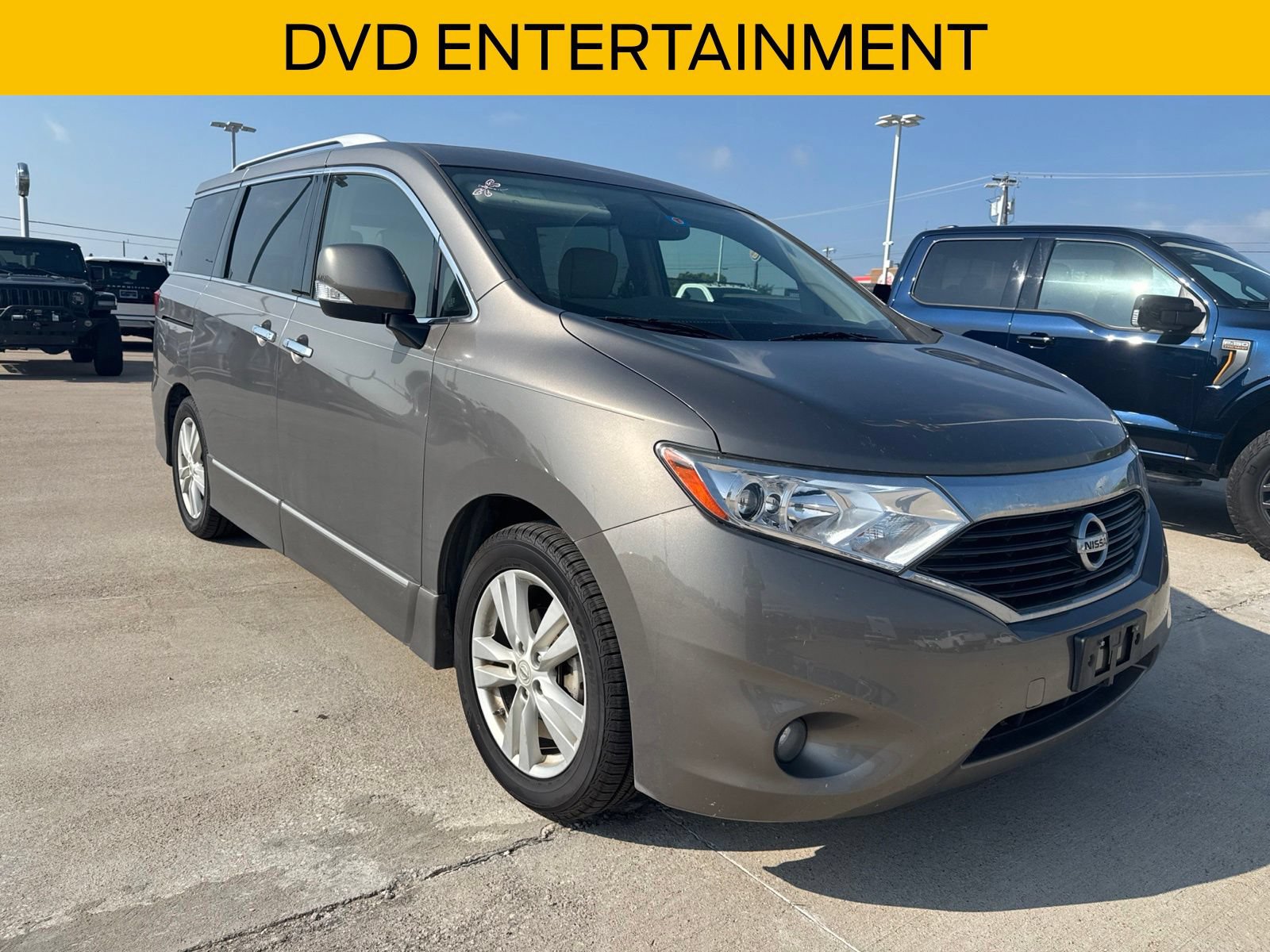Used 2016 Nissan Quest SL FWD image 1