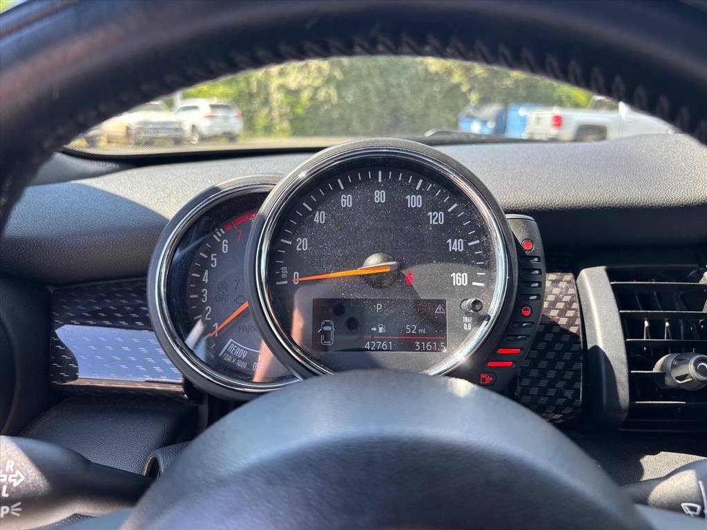 Used 2017 MINI Cooper S image 7