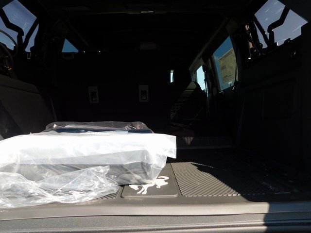 New 2024 Ford Bronco Black Diamond image 22