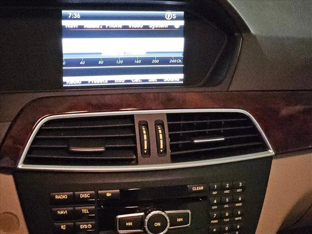 Used 2013 Mercedes-Benz C 250 Sedan image 14