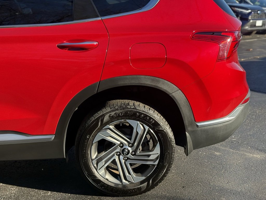 Used 2021 Hyundai Santa Fe SEL w/ Convenience Package image 4