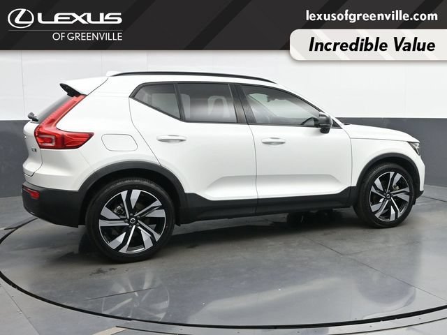 Used 2023 Volvo XC40 B5 Ultimate w/ Protection Package Premier AWD/4WD image 8