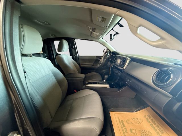 Used 2017 Toyota Tacoma SR5 w/ Tow Package image 25