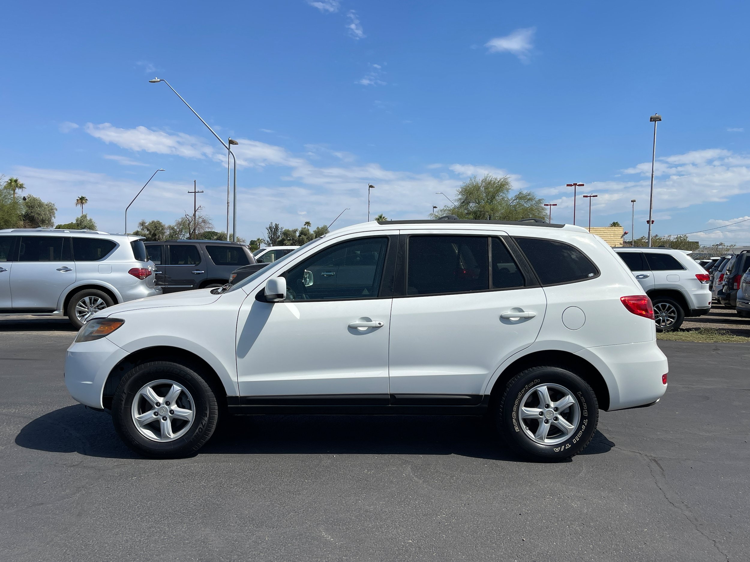 Used 2007 Hyundai Santa Fe GLS FWD image 2