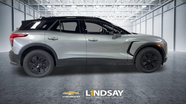 New 2026 Chevrolet Blazer EV LT w/ Midnight/Sport Edition FWD image 2