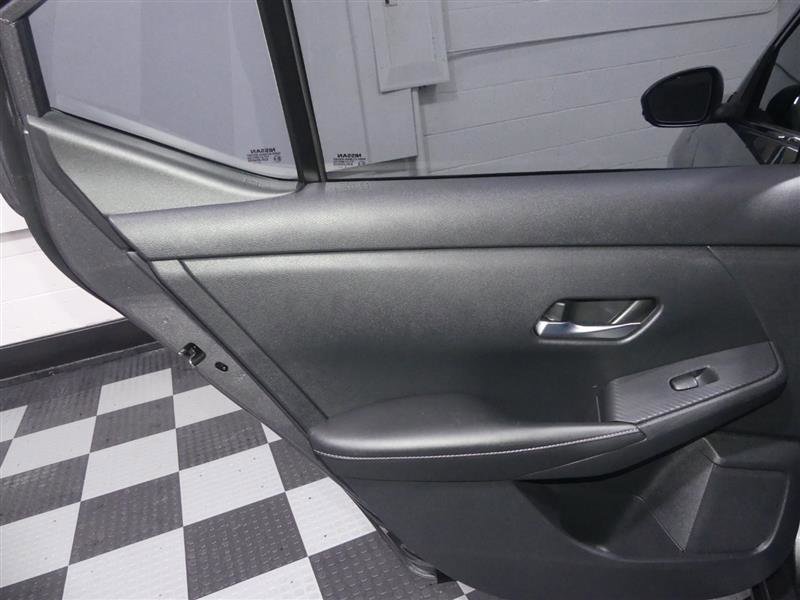 Used 2020 Nissan Sentra SV image 23