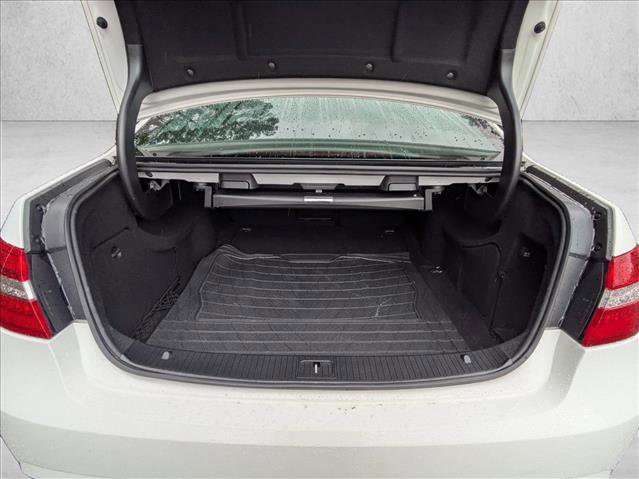 Used 2013 Mercedes-Benz E 350 Sedan image 6