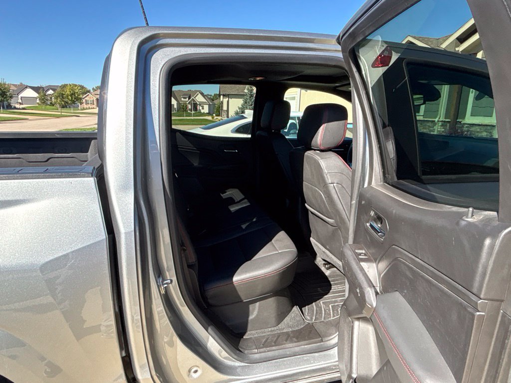Used 2023 Chevrolet Colorado Z71 w/ Z71 Convenience Package 2 AWD/4WD image 29