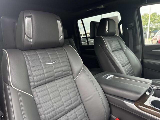 Certified 2026 Cadillac Escalade ESV Platinum Sport AWD/4WD image 22
