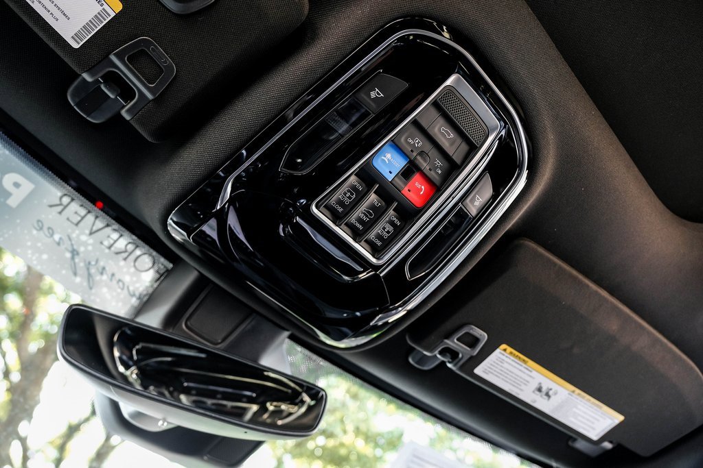 Used 2022 Jeep Grand Cherokee L Overland w/ MOPAR Finishing Package image 31