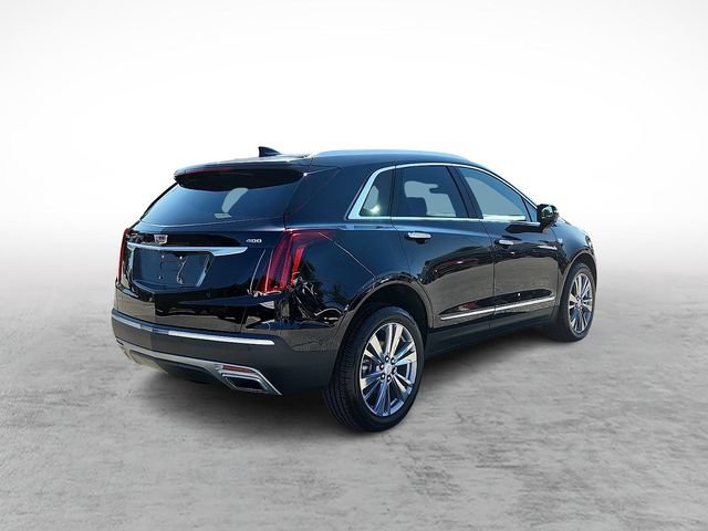 Certified 2023 Cadillac XT5 Premium Luxury w/ Technology Package AWD/4WD image 4