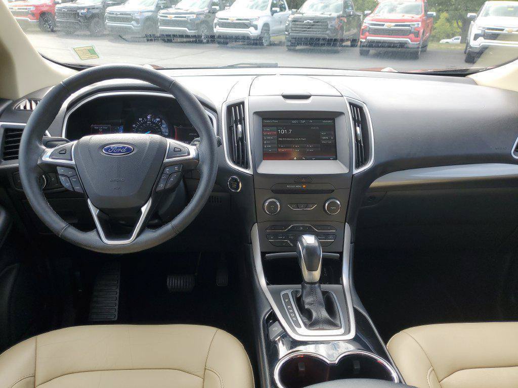 Used 2015 Ford Edge SEL w/ Equipment Group 201A AWD/4WD image 22