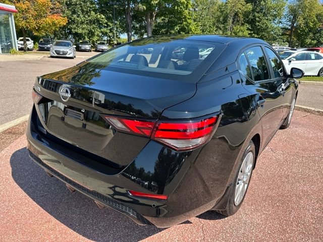 Used 2025 Nissan Sentra S image 5