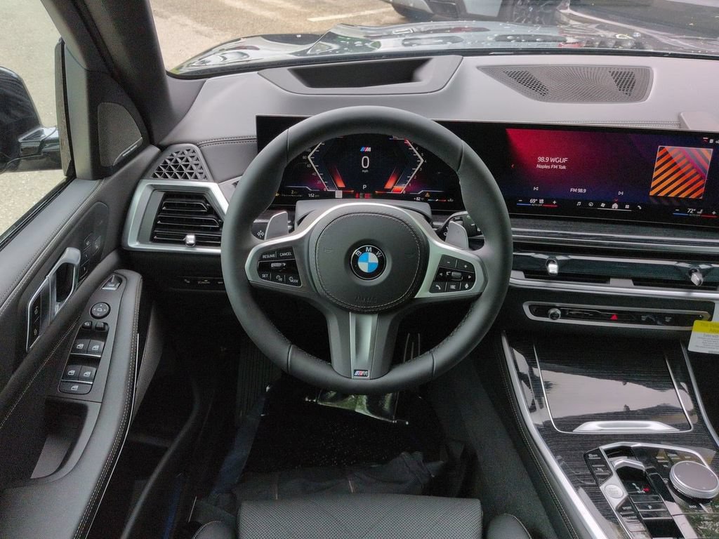 New 2026 BMW X5 xDrive40i w/ M Sport Package AWD/4WD image 16