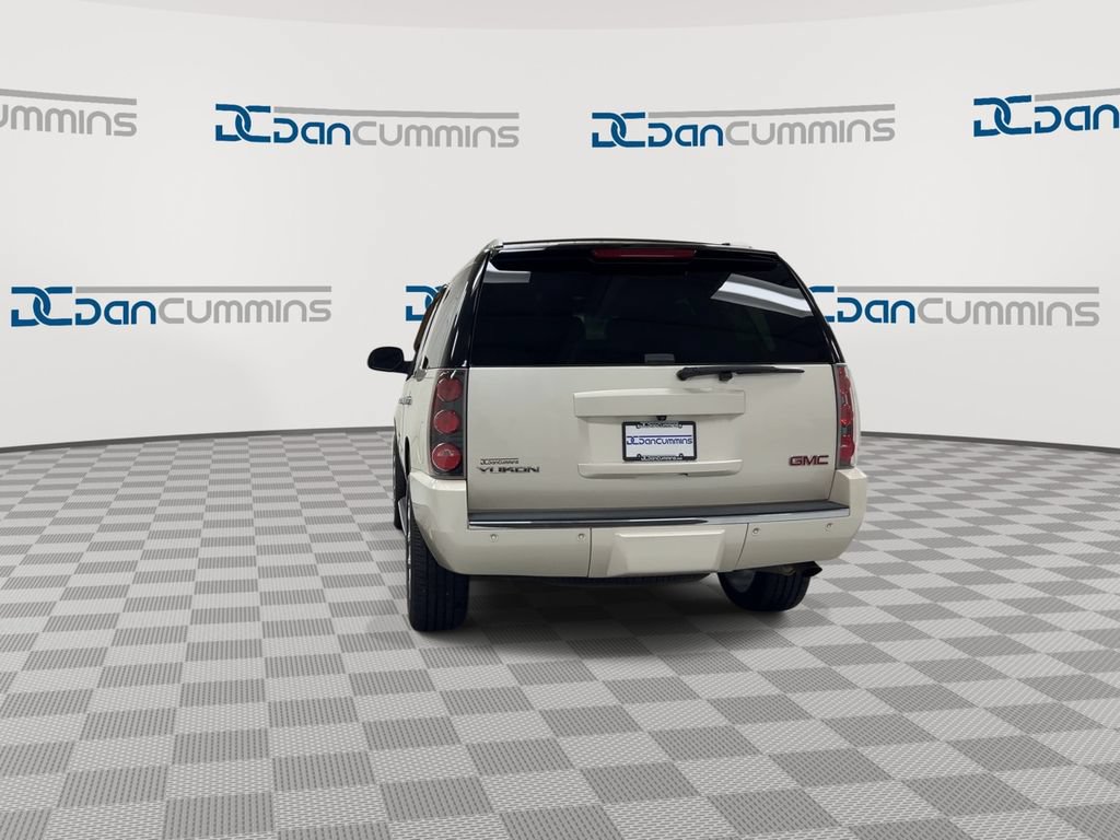 Used 2013 GMC Yukon Denali AWD/4WD image 7