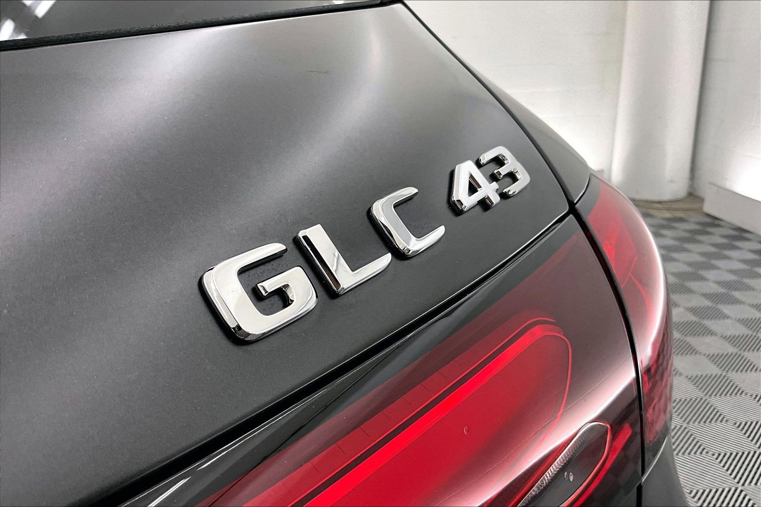 Used 2026 Mercedes-Benz GLC 43 AMG 4MATIC image 32