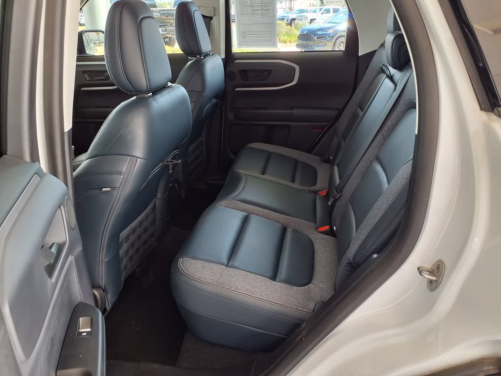 Used 2023 Ford Bronco Sport Outer Banks w/ Tech Package AWD/4WD image 13