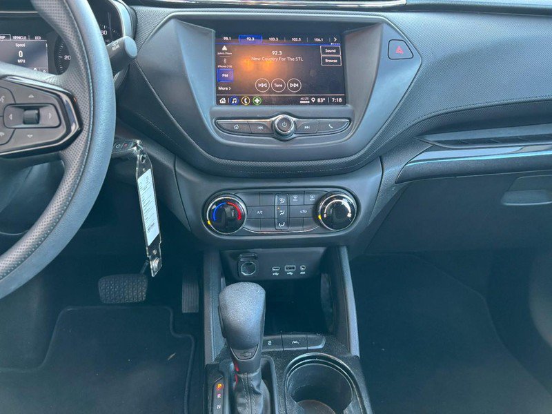 Used 2023 Chevrolet TrailBlazer LS FWD image 16