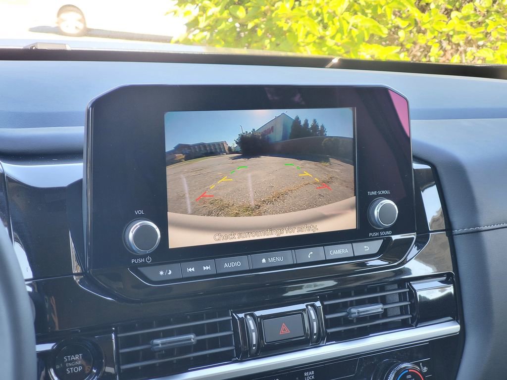 New 2025 Nissan Pathfinder SV image 30