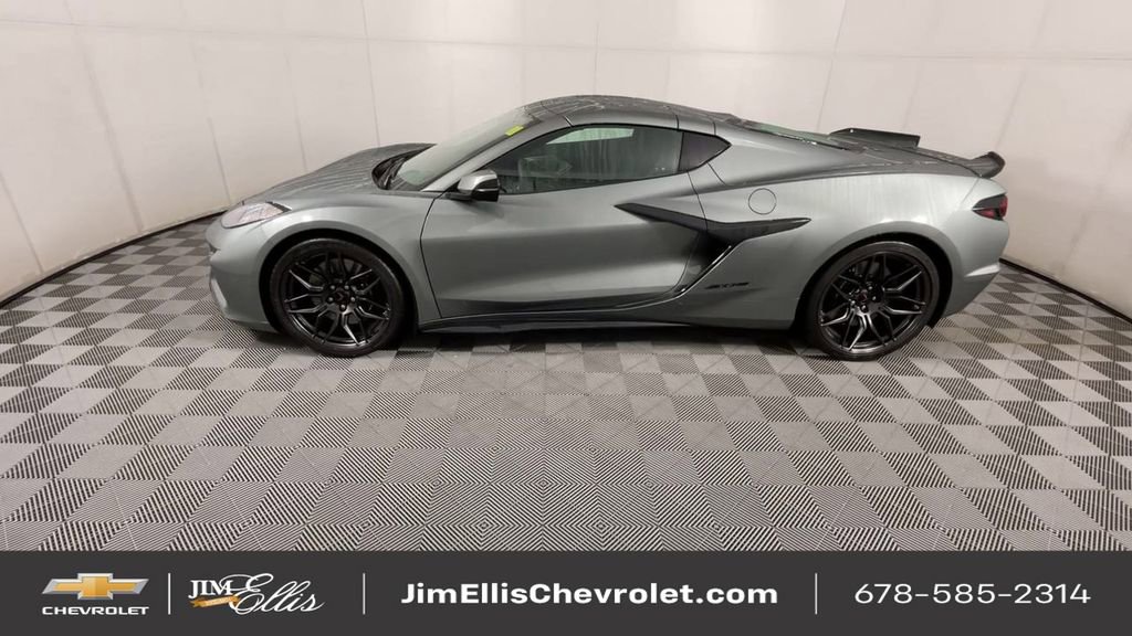 Used 2024 Chevrolet Corvette Z06 image 6