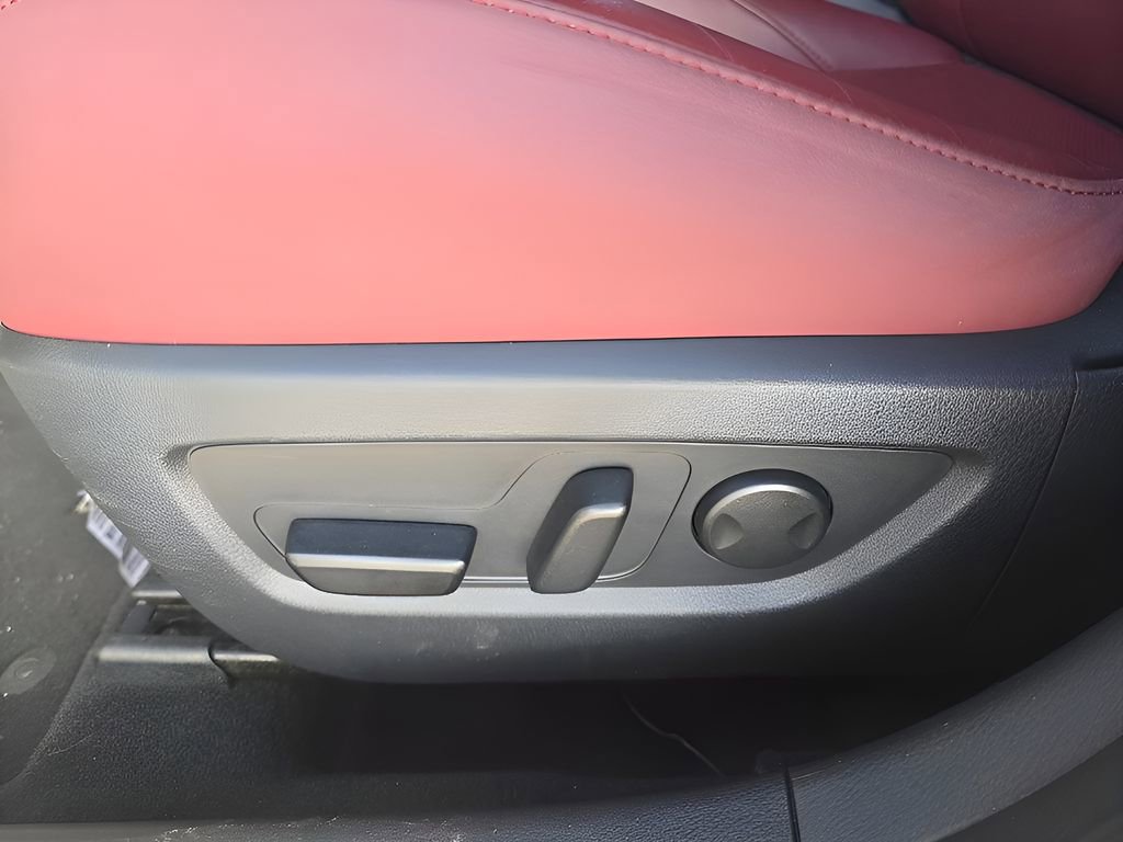 Used 2025 MAZDA CX-30 AWD 2.5 S w/ Preferred Package image 14