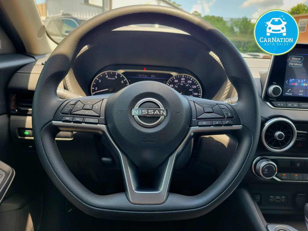Used 2024 Nissan Sentra SV FWD image 13