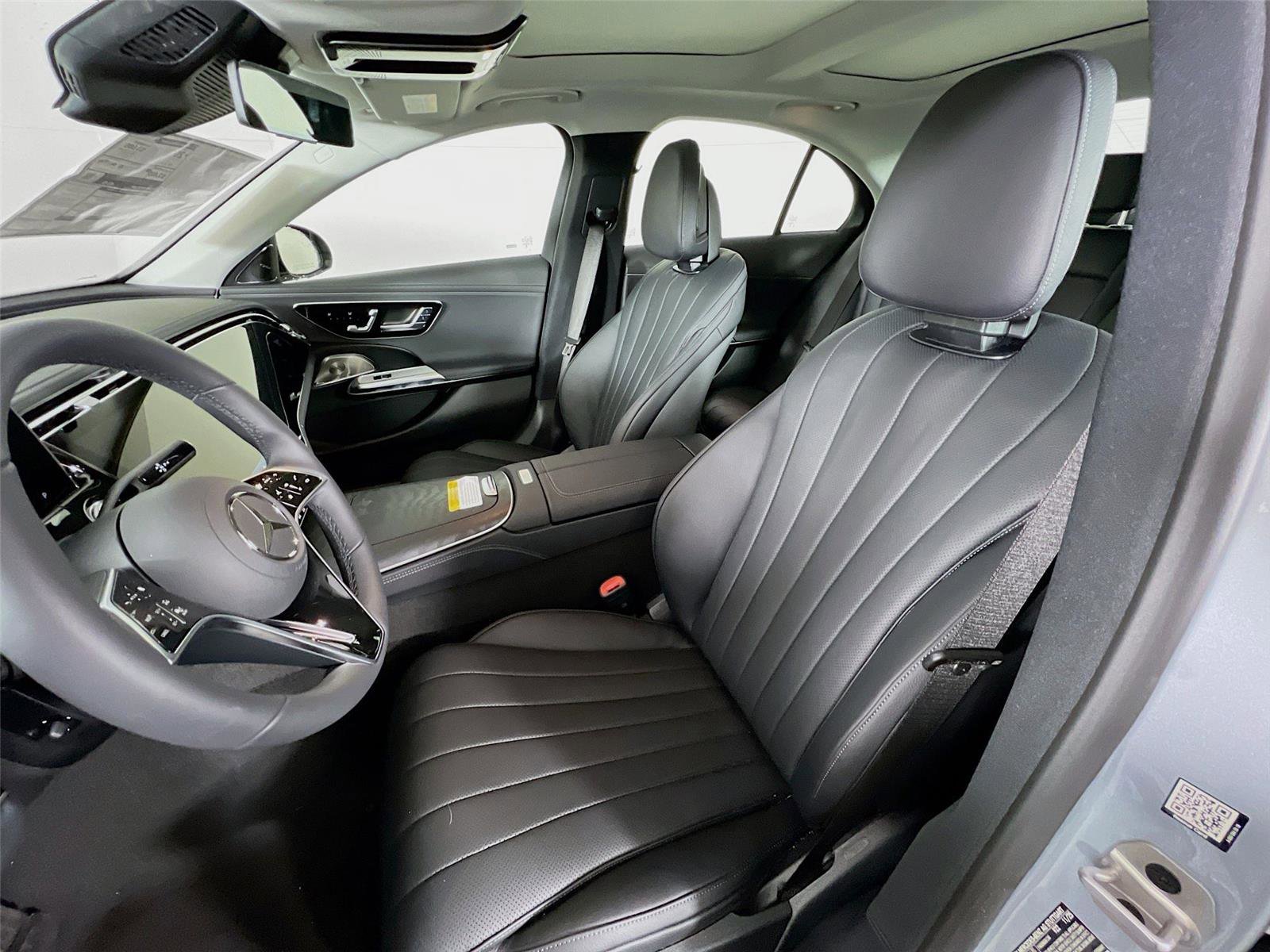 New 2026 Mercedes-Benz E 450 4MATIC Sedan image 21