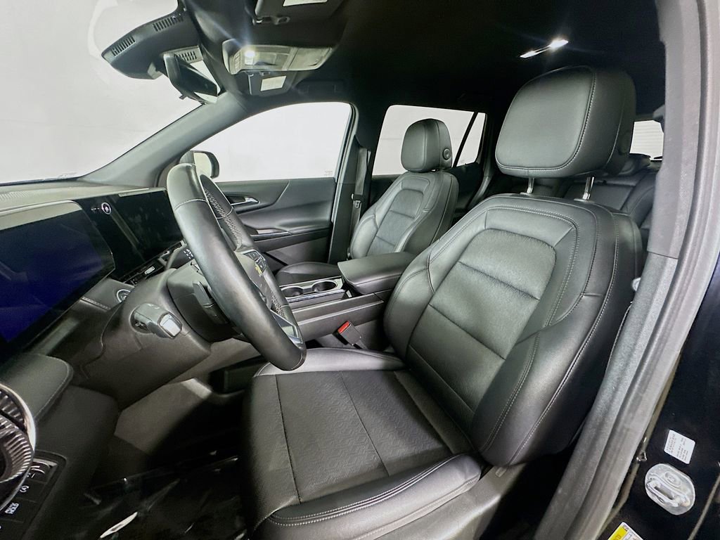 Used 2025 Chevrolet Equinox LT w/ Convenience Package II image 15