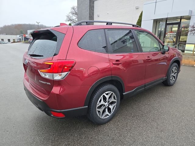 Certified 2023 Subaru Forester Premium image 5