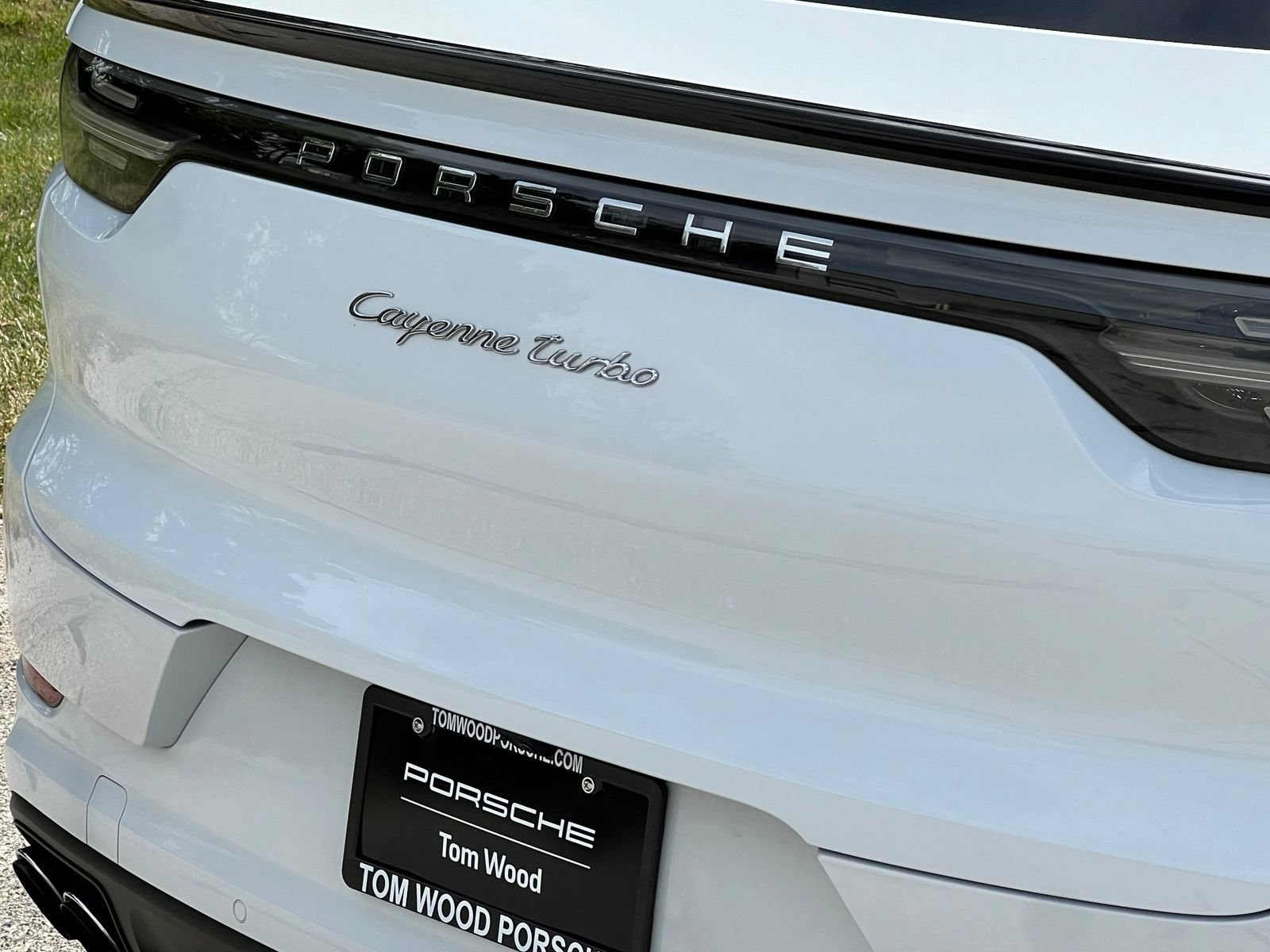 Certified 2023 Porsche Cayenne Turbo AWD/4WD image 10