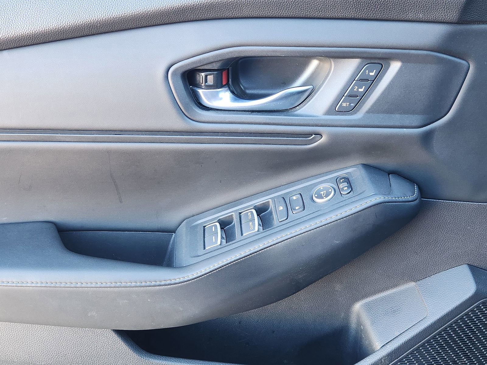 Used 2023 Honda Accord Sport image 27