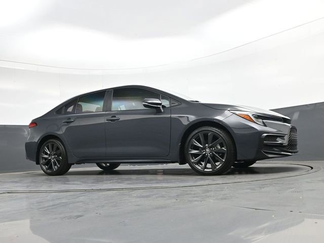 Used 2024 Toyota Corolla XSE FWD image 30