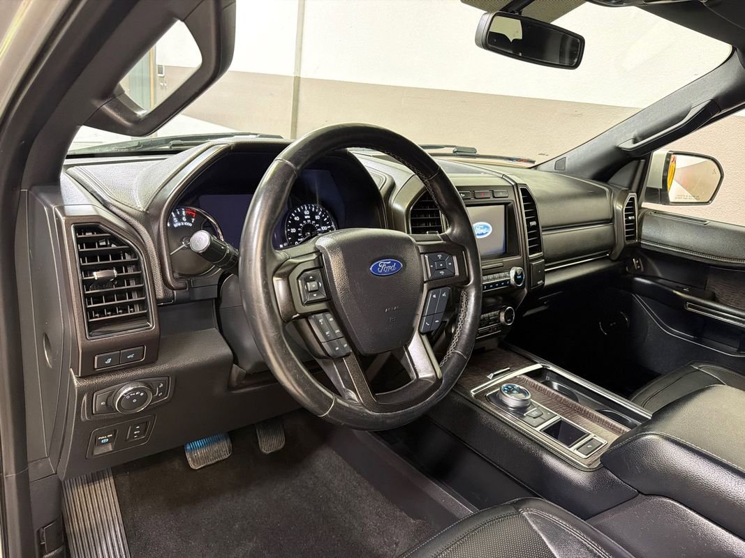Used 2019 Ford Expedition Max Limited RWD image 13