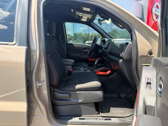 Used 2023 Nissan Frontier PRO-4X w/ Pro Convenience Package AWD/4WD image 25