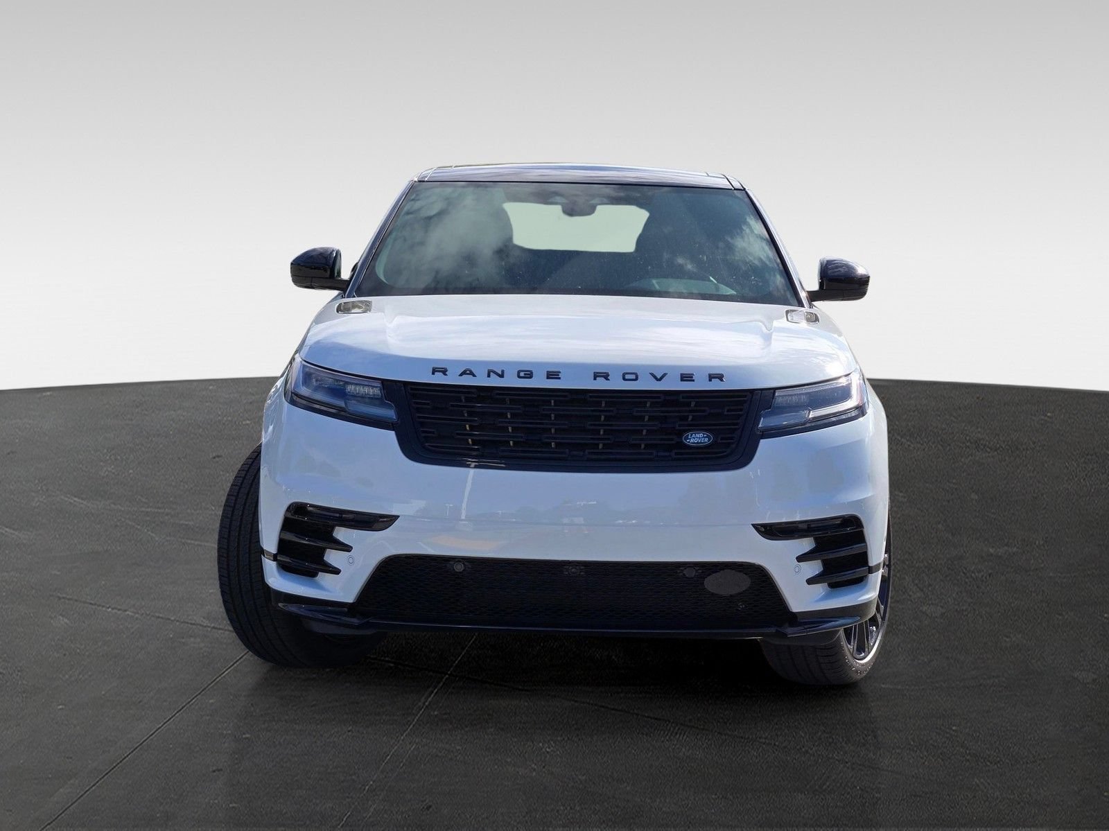 New 2026 Land Rover Range Rover Velar Dynamic SE AWD/4WD image 3