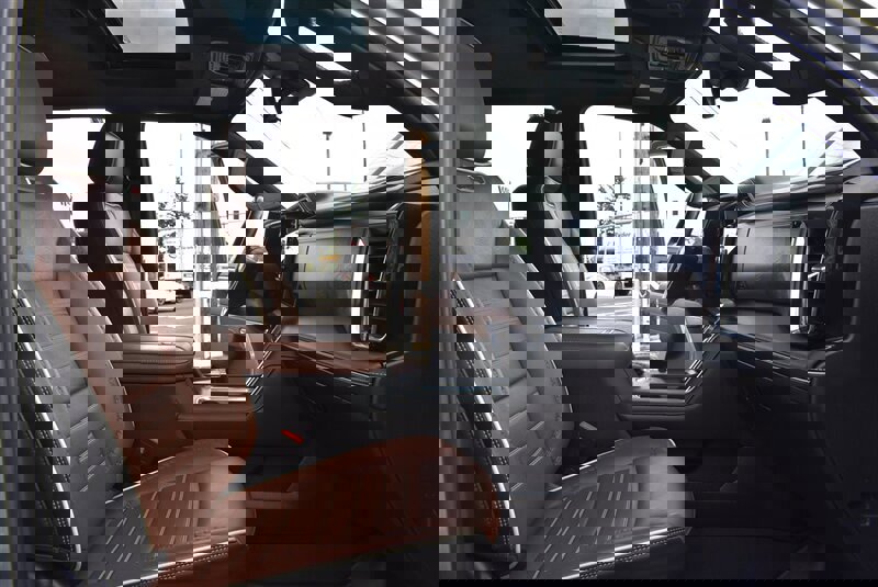 Used 2024 GMC Sierra 3500 Denali Ultimate image 28