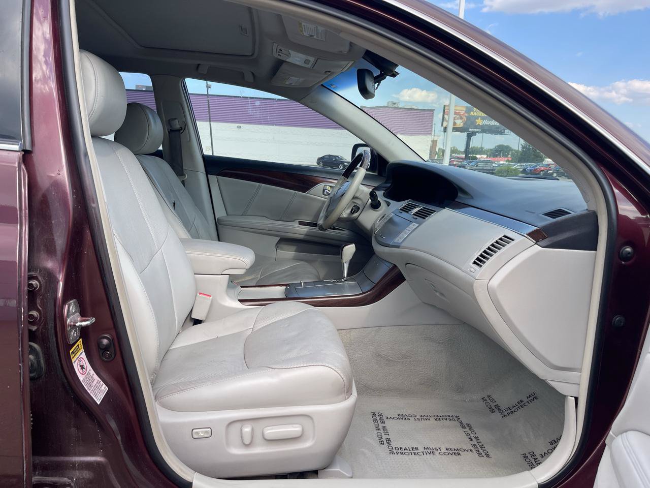 Used 2008 Toyota Avalon XLS FWD image 18