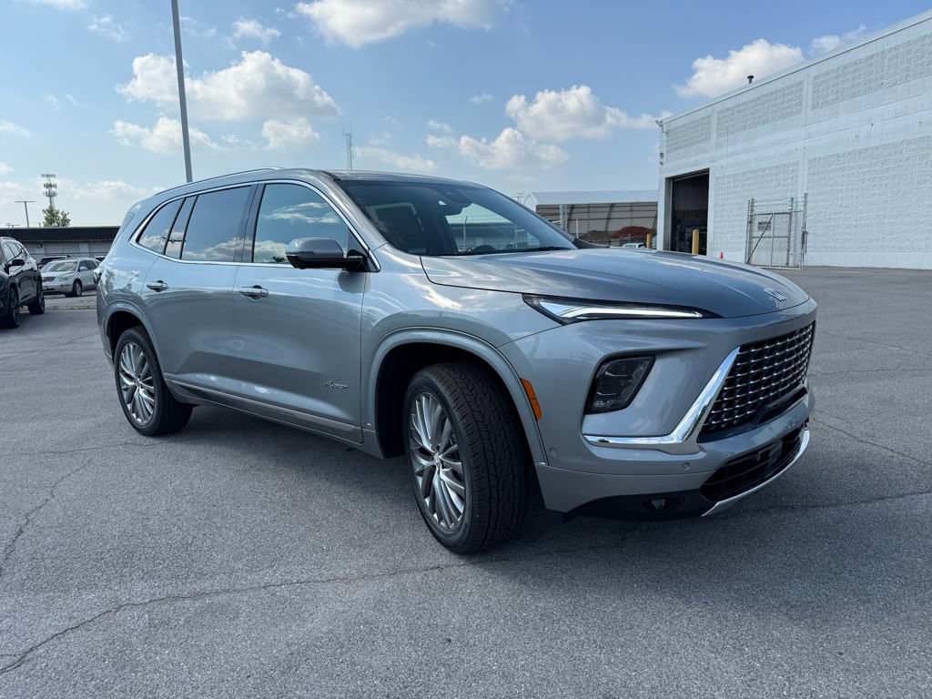 New 2026 Buick Enclave Avenir w/ Super Cruise Package image 8