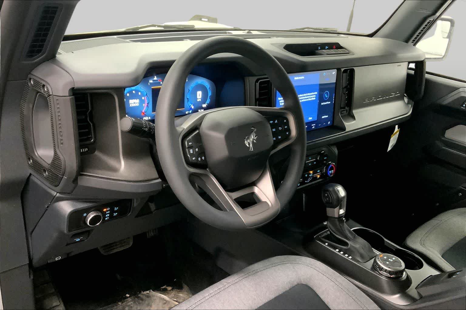 New 2026 Ford Bronco 2-Door AWD/4WD image 7