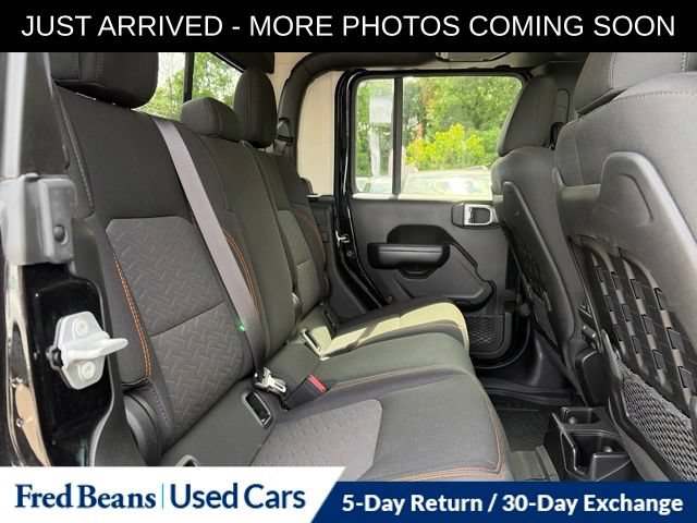 Used 2021 Jeep Gladiator Mojave w/ LED Lighting Group AWD/4WD image 15